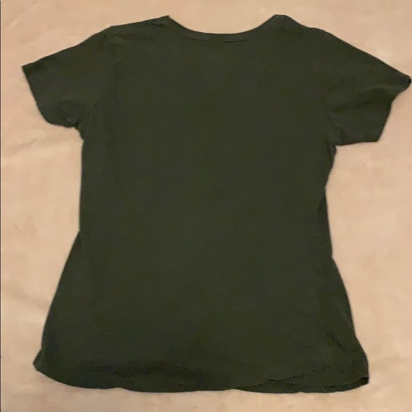 Shirt perfect for summer and school - Picture 2 of 2